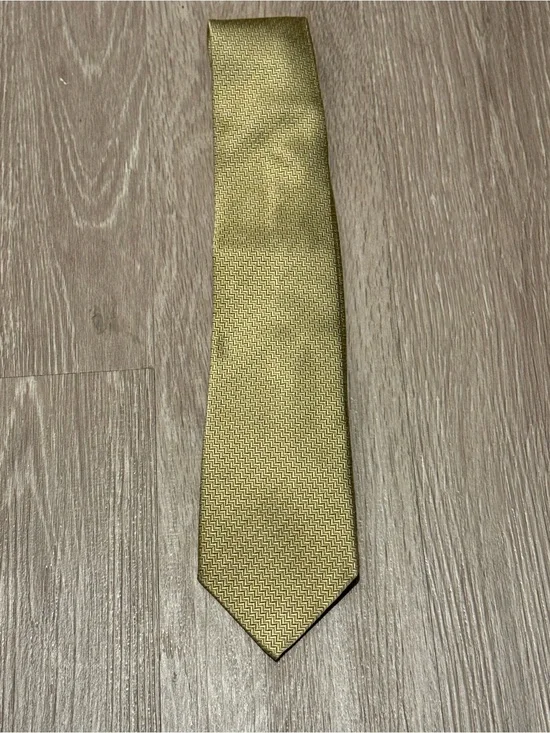 Banana Republic Yellow Gold Micro-Pattern Tie