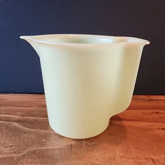 Vintage Tupperware Yellow Plastic Creamer Pitcher No‎ Lid Replacement 574-4