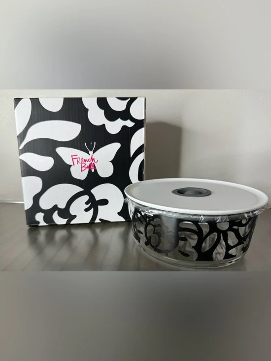 French Bull air tight Glass Storage Bowl with Lid - Black & White Floral pattern