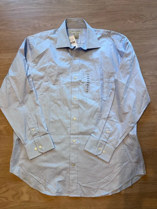 NWT Banana Republic Men’s XL (17-17.5) Button Down Dress Shirt Light Blue Office