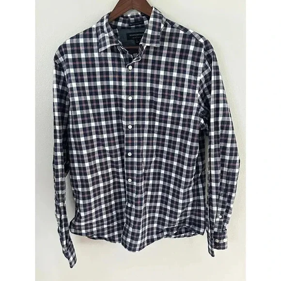 Banana Republic Untucked Slim Fit Plaid Shirt