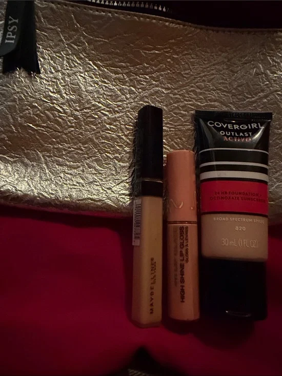 COVERGIRL Outlast Active Foundation + Neutral Beige Makeup Trio and more