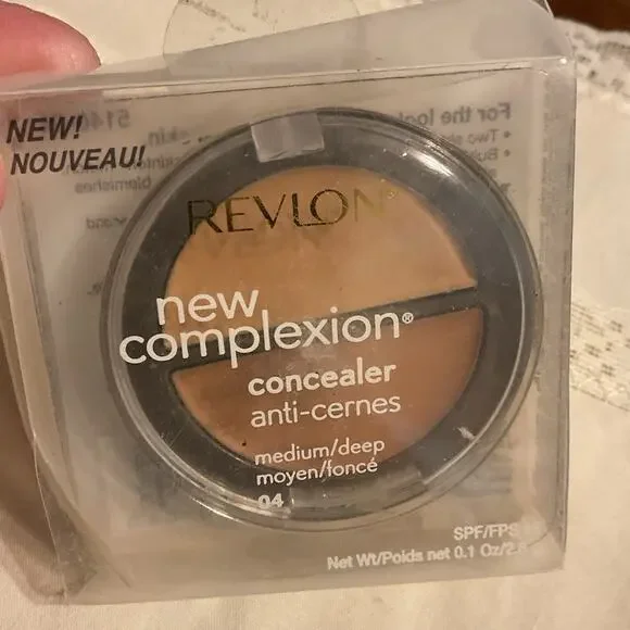 Revlon New Complexion Concealer- Anti Cernes MEDIUM/deep 04 New