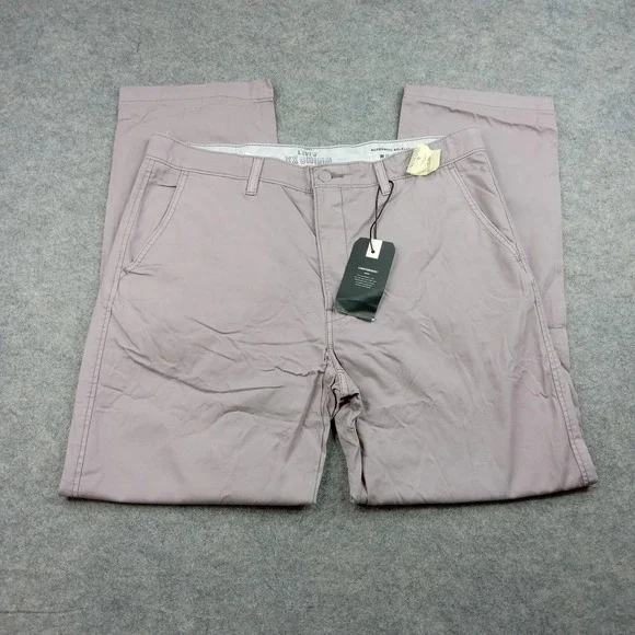 Levis Chino Pants Mens 36x32 XX Mauve Authentic Relaxed Lightwight Cotton‎ Dress