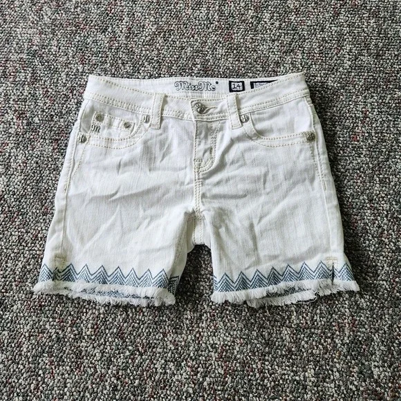 Miss Me White Shorts‎