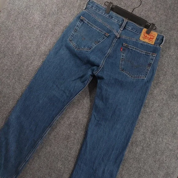 Levis 505 Jeans Mens 36x32 Blue Medium Wash Regular Straight Denim Pants Casual