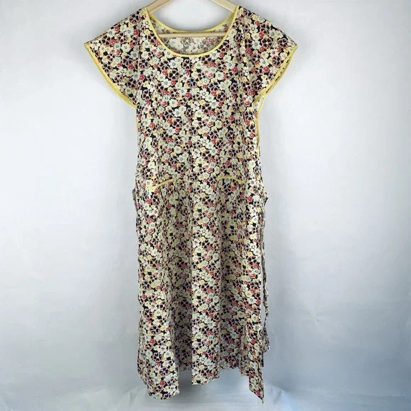 Vintage 1970s Smock Apron Pinafore Flower Power Groovy Boho Cottagecore Floral