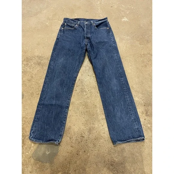 Levis 501 Jeans Mens 33x34‎ Medium Wash Blue Straight Leg Button Fly Waterless