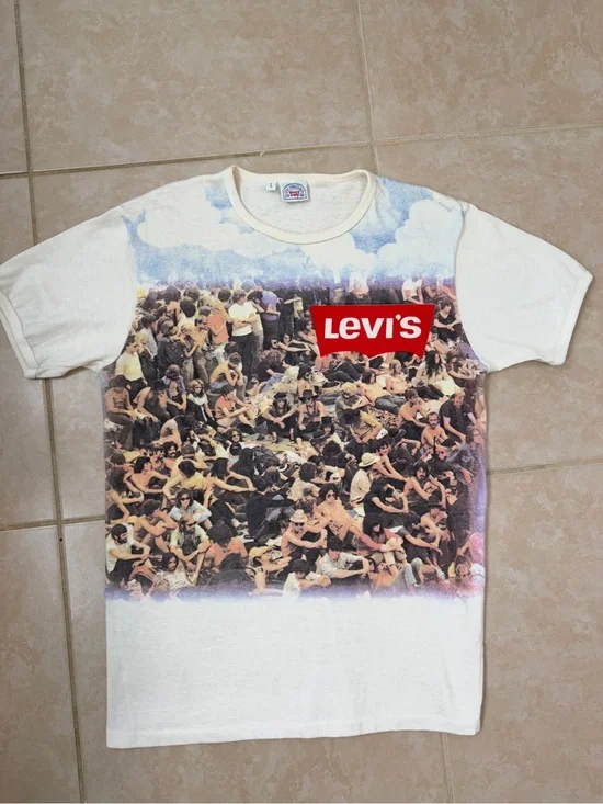 Rare Vintage 70s Levis Woodstock Photo Print T Shirt Holland Pop Festival Tee L