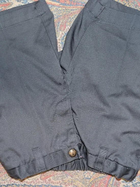 Lands end Size 6 school uniform gray shorts