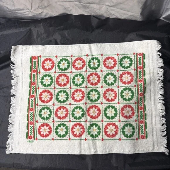 Vintage Christmas ‎ 70's Era. Kitchen Towel.