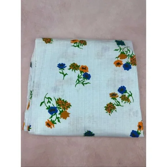 Vintage 1970s Floral Fabric Flower Power Mod MCM Pointelle Knit 50x96”