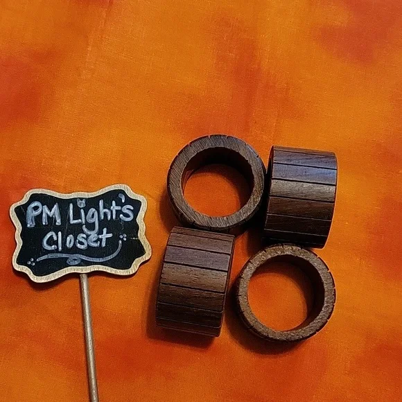 Set of 4 Wooden Napkin Rings India Vintage Natural Brown Stain