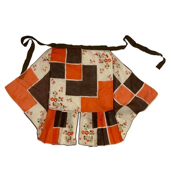 #5752 Womens Sheer Brown and Red Floral Half Apron
