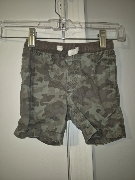 Cat & Jack Camouflage Pull-On Shorts - Green & Brown 2T