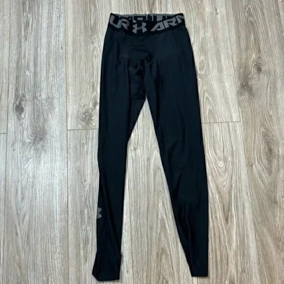 Under Armour boys black  legging sports athletic size Medium missing tag