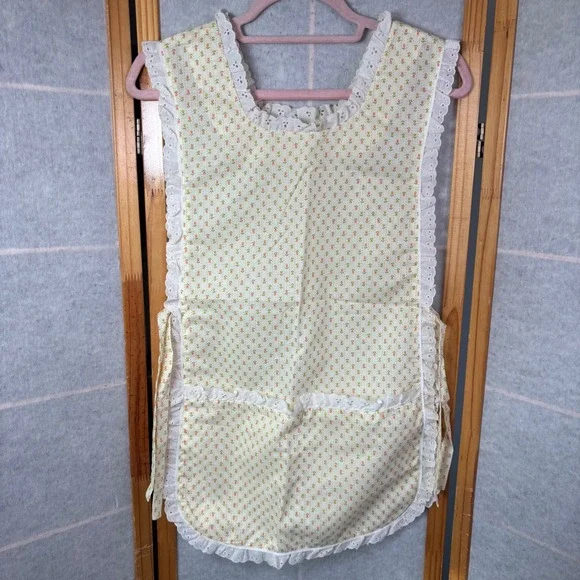 Vintage Floral Pinafore Smock Apron‎ Yellow Tulip Eyelet Lace Trim Pockets