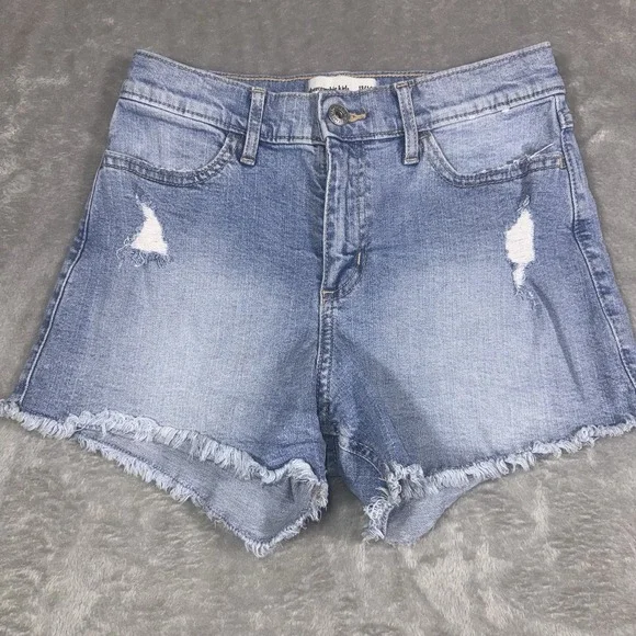 Abercrombie Kids Girls Light Wash Blue Denim Shorts Mid-Rise 13/14 Beachy‎ Coast