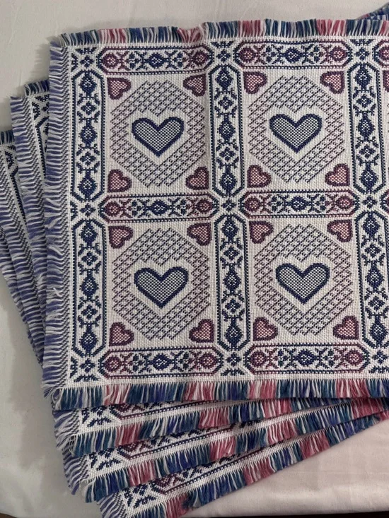 Heart Pattern Woven Placemats Set of 4 Reversible Cottagecore 80s Vintage