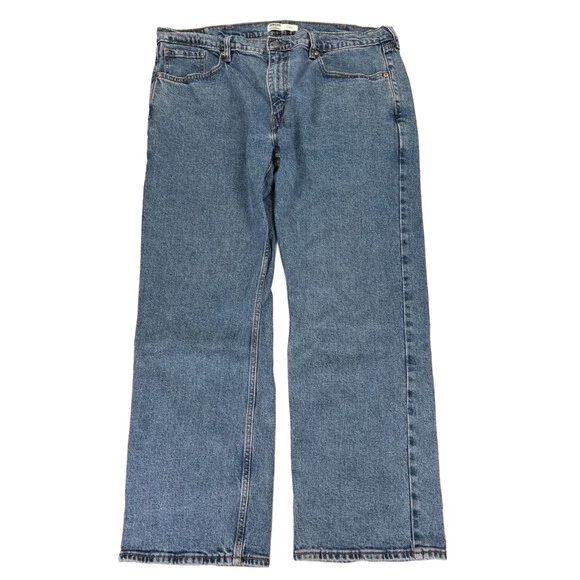 Levi's Men's Medium Wash Signature Gold Relaxed Denim Jeans - 40x30