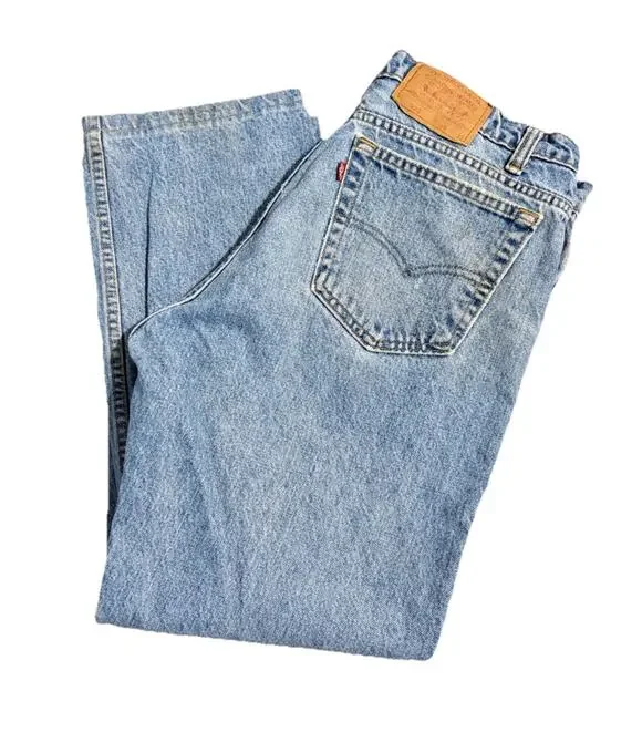 Vintage Levi’s 505 Straight Leg Size 33/27 Medium Wash