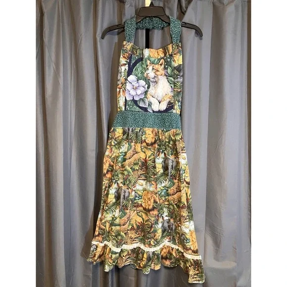 Vintage Cotton Smock Apron  Homemade Cat Lion Elephant Giraffe Tie Back