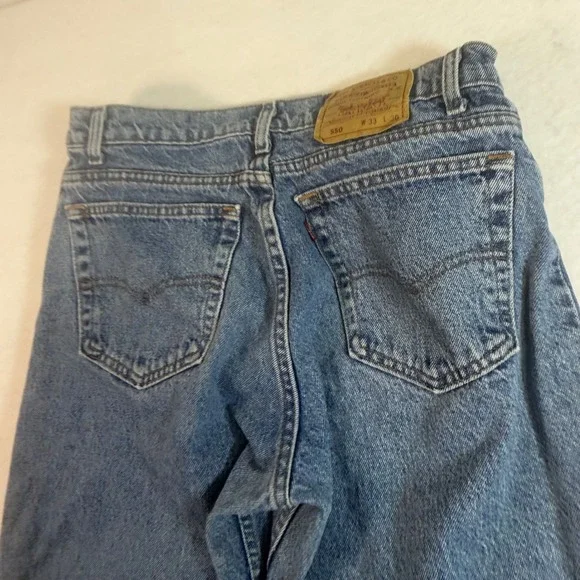 Levis 550 Mens 33x30 Relaxed Fit Tapered Leg Blue Denim Jeans Made in USA Vint