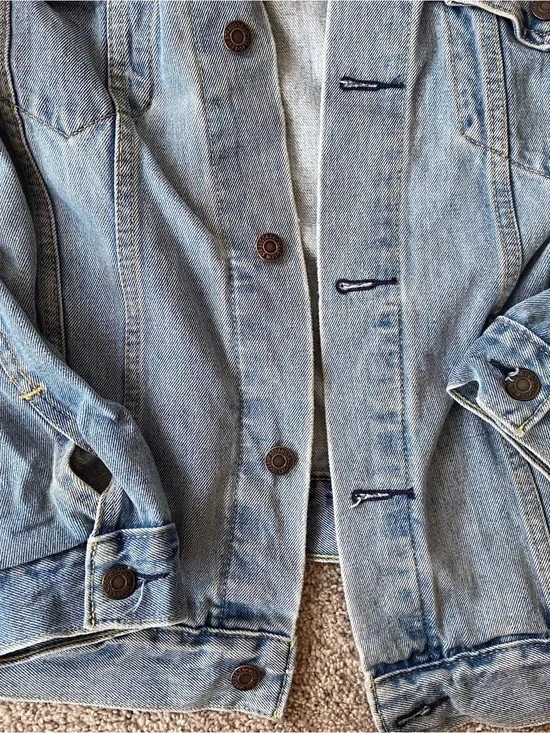 Levi's Light Wash Denim Trucker Jacket Men's Size Large Button Placket
