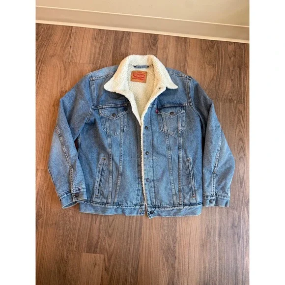 Levis Mens Sherpa Lined Denim Trucker Jacket Medium Wash Blue XL 16365-0110