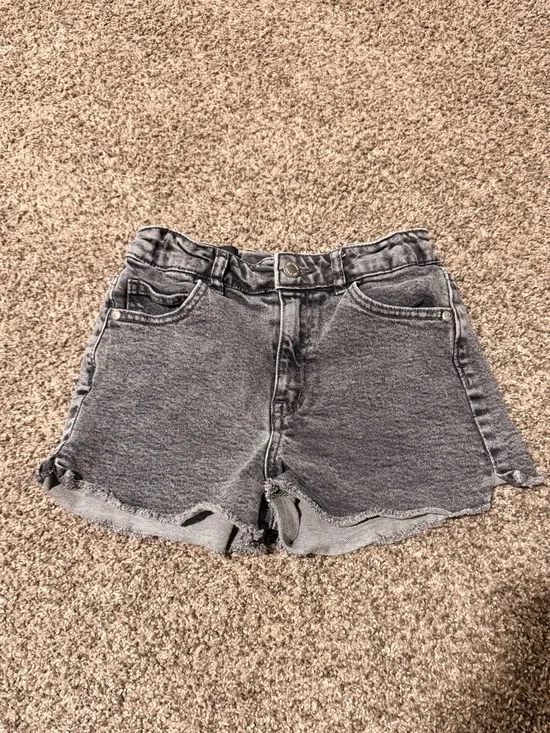 Girls Classic High-Waist black Denim Shorts