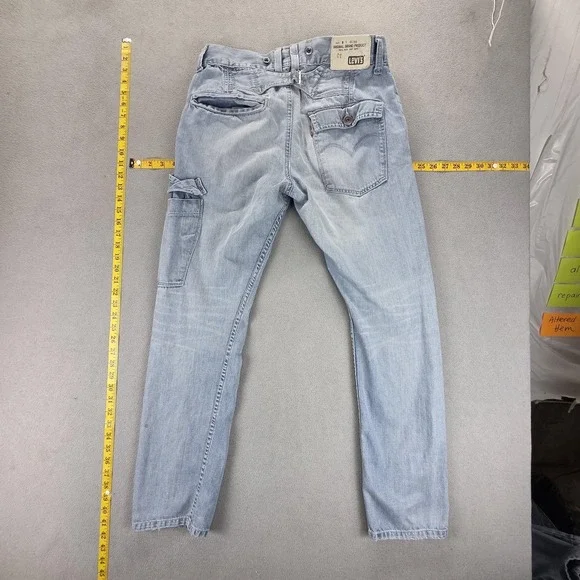 VTG Levis Engineered Jeans Mens Blue Light Wash Twisted Buckle Back Fits 30x30‎