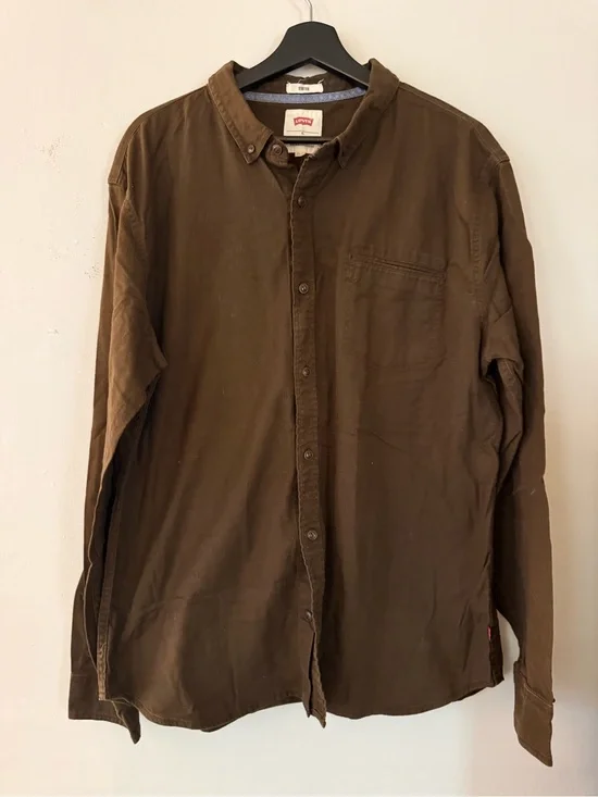 Levi's Dark Brown Men's Button-Down Casual Shirt