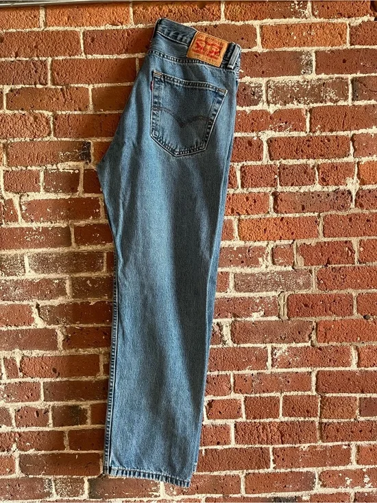 Levi's 505 Men's Straight Leg Mid-Blue Jeans