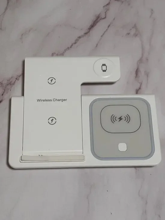 Wireless Charging Station 3 In 1 forApple Watch Air Pod iPhone white