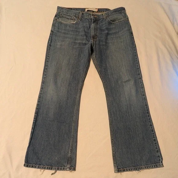 Levis 527 Low Boot Cut Jeans Mens 36x31 Medium Wash Blue Denim Distressed