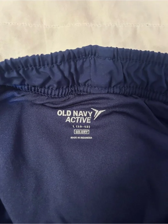 Old Navy Active Deep Navy Performance Shorts