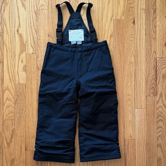 Obermeyer sz 4 Black Kids Snow Pants great pre owned condition