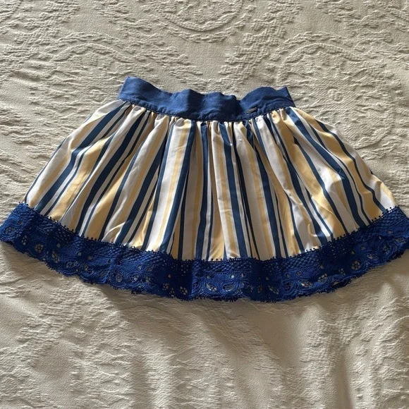 Pettigirl Girls Striped Blue,White & Yellow Skirt with Lace Trim Gently Loved 8