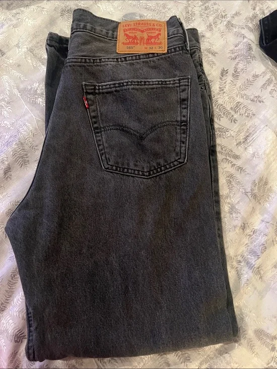 Levi's Black Washed Straight-Leg Jeans