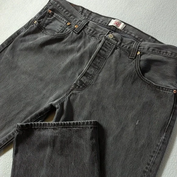 Levi's 501 Jeans Mens 40x32 Faded Black Straight Leg Button‎ Fly Denim Pants
