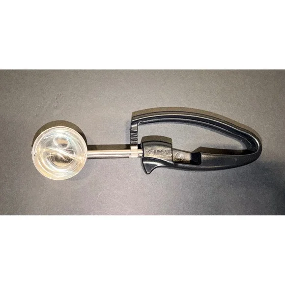 Zeroll Zerolon EZ Squeeze Scoop Disher Black Squeeze Handle NSF Professional 2