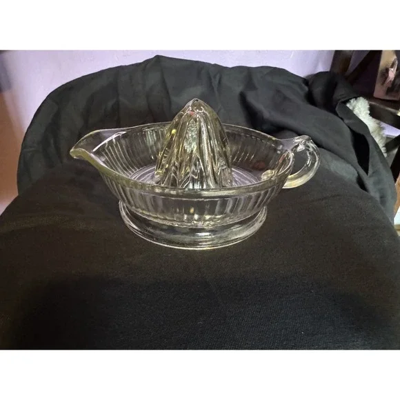 Vintage Clear Depression Glass Reamer/Juicer w/ Spout & Handle, Ribbed Sides
