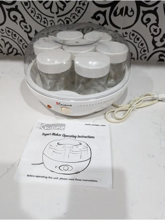 Euro Cuisine YM80 Electric Yogurt Maker Automatic Machine 6 oz Glass 7 Jars