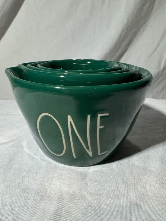 NWOT Rae Dunn dark green measuring bowls