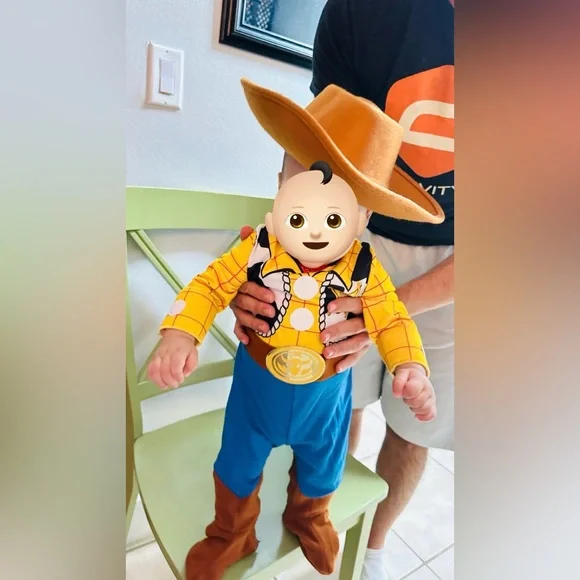 Toy Story’s Woody The Cowboy Infant Custome 6-12 months