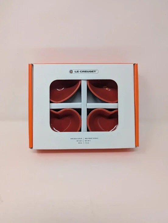 LE CREUSET heart mini pinch bowls in Cerise Cherry Red set of 4