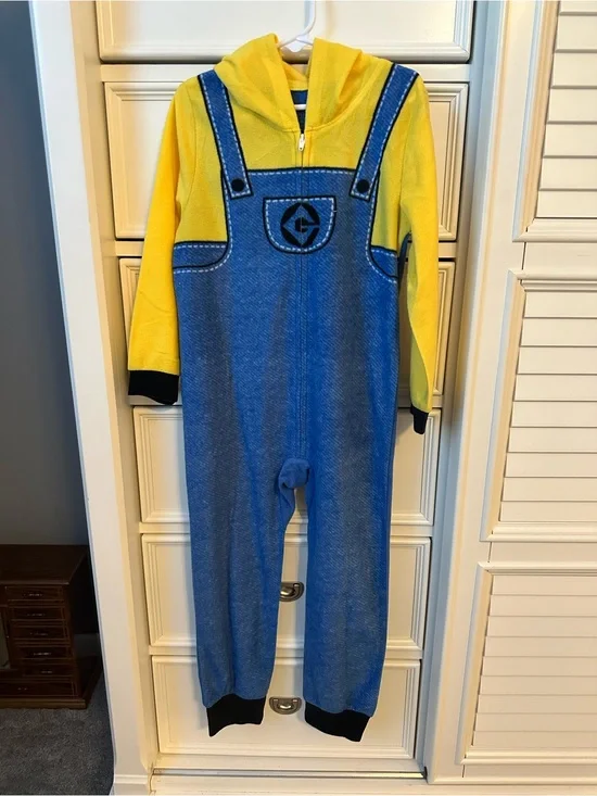Minion-Inspired Kids Costume Hooded Jumpsuit - Yellow & Blue Size 6 children
