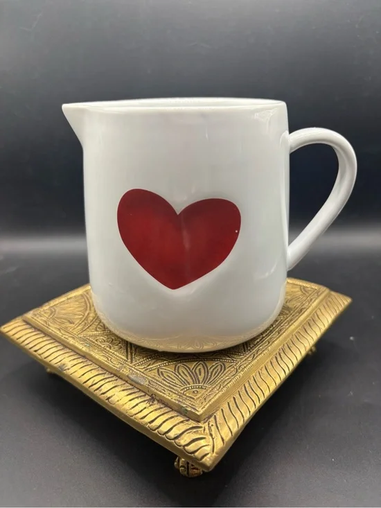 Williams Sonoma White Ceramic Mug with Gold Handle Accent