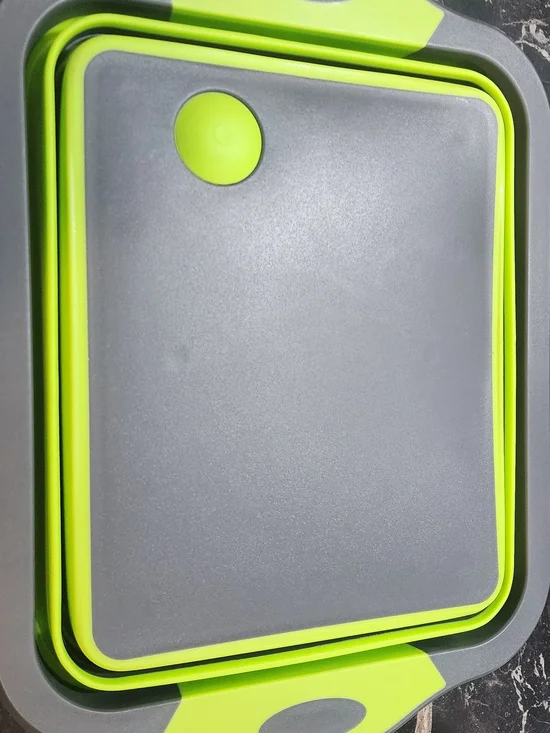 Source Unknown Gray and Lime Green Collapsible Cutting Board Set