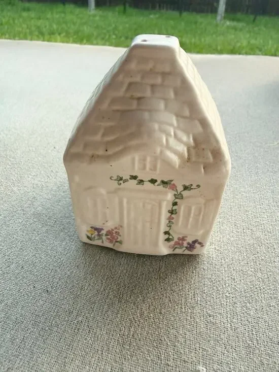 Vintage Pfaltzgraff Cottage Pepper Shaker Cream Floral USA